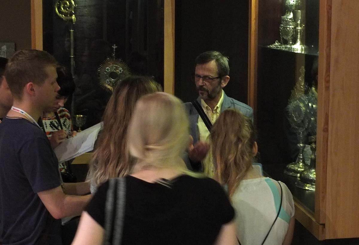 pel-pias 2.jpg - 103.44 KB