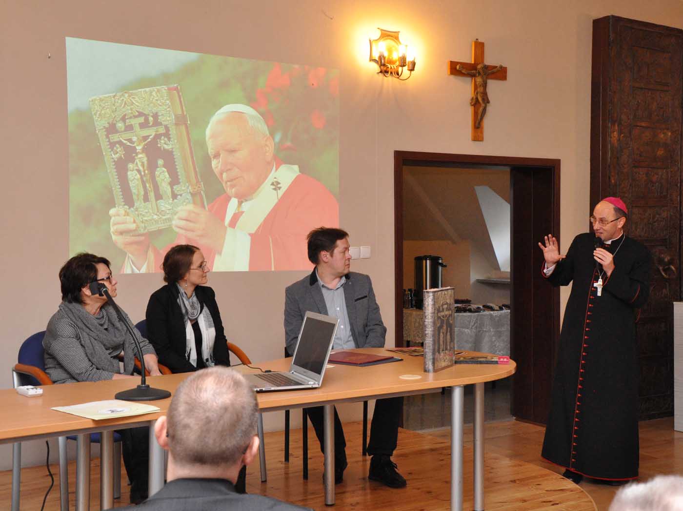 dsc_0708.jpg - 109.71 KB